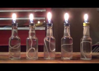 Easy DIY Video : How to make small oil Candles using Little Bottles 