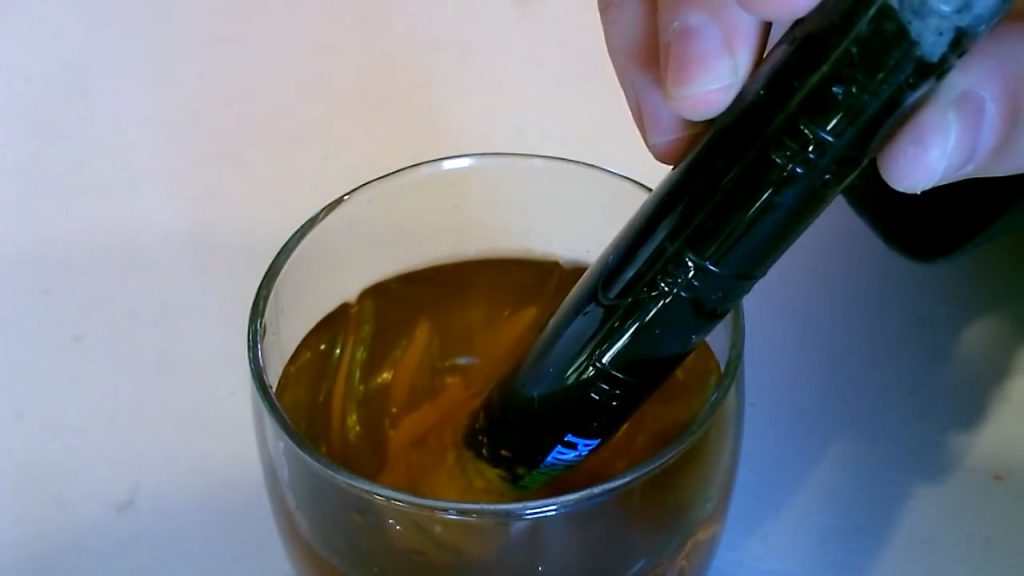 DIY VideoHow to build a Simple Homemade Pocket Straw Style Water