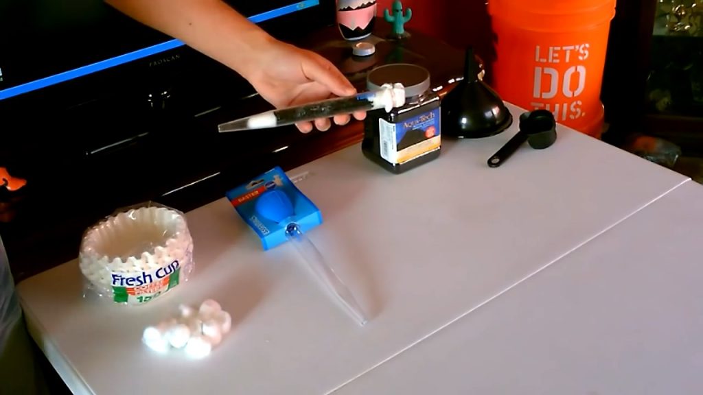 DIY VideoHow to build a Simple Homemade Pocket Straw Style Water