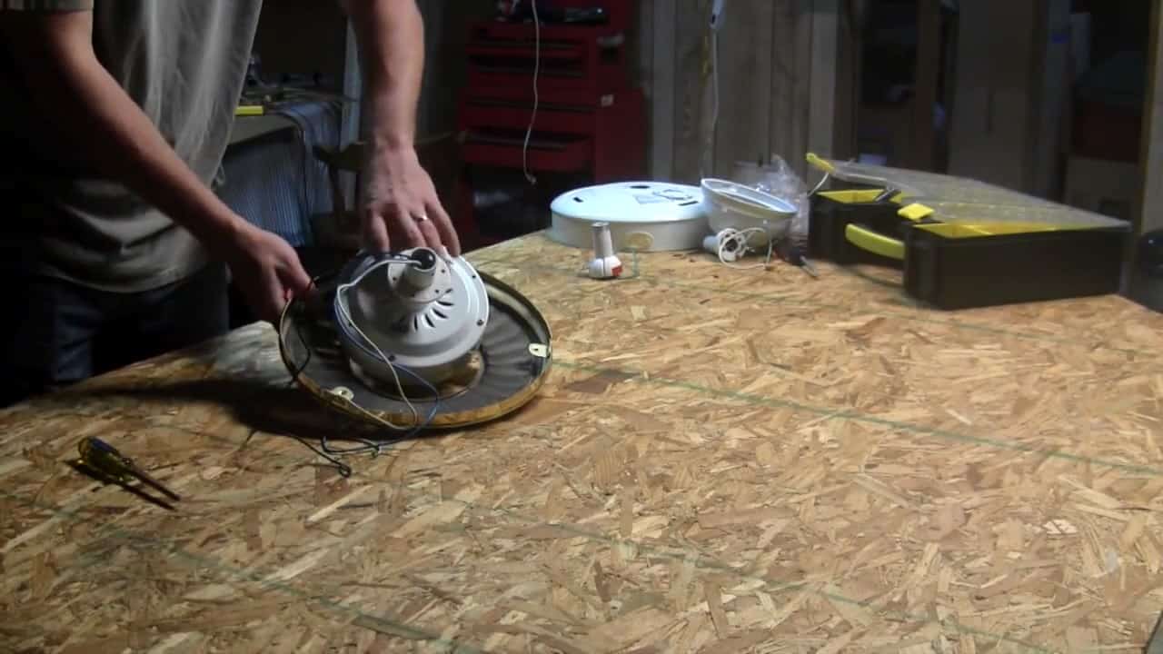 Grounding Ceiling Fan