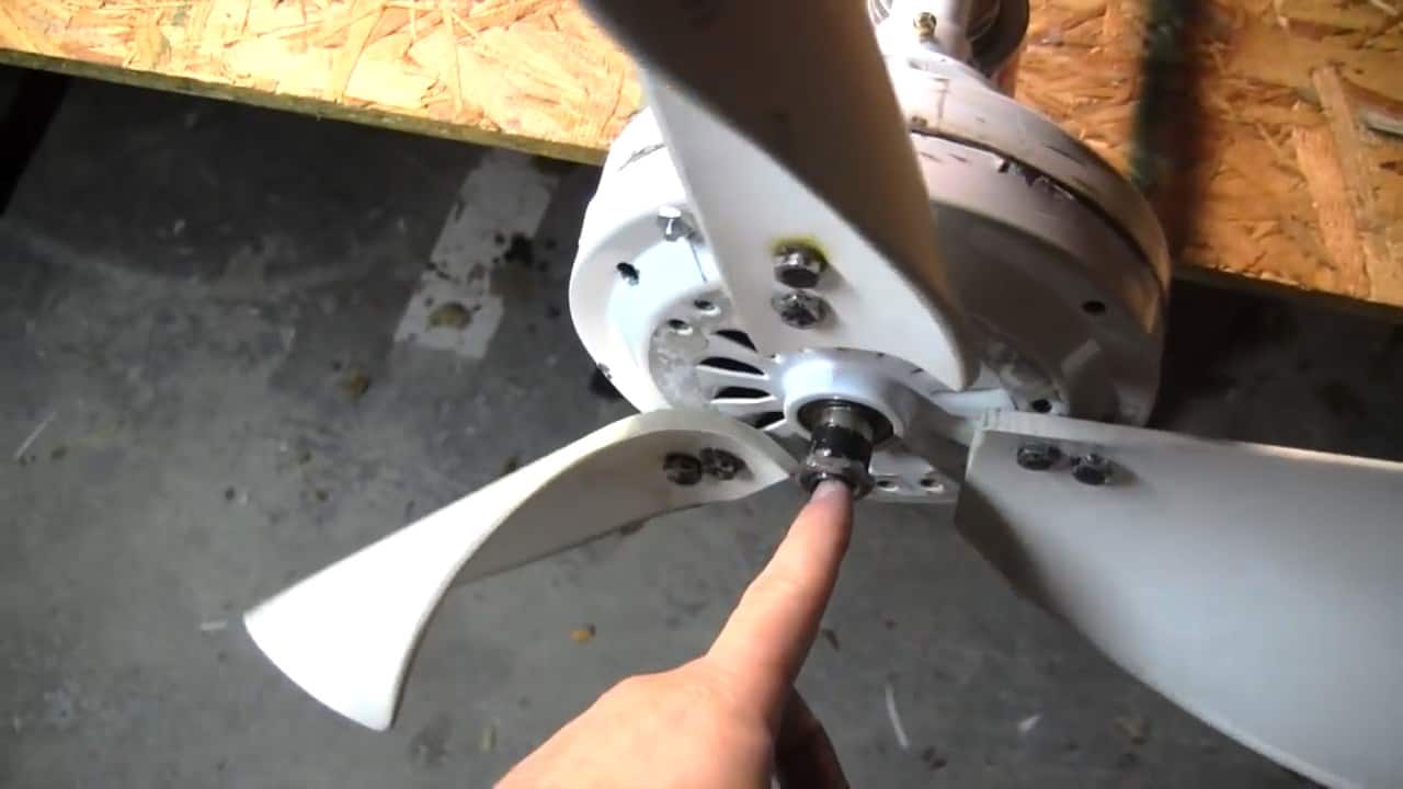 How to Turn old unused ceiling fans into a useful energy producer by