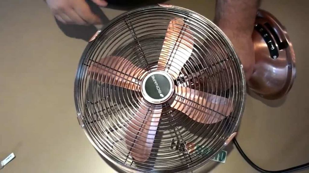 How To Turn Your Old Fan Into An Airconditioner AC for cheap.