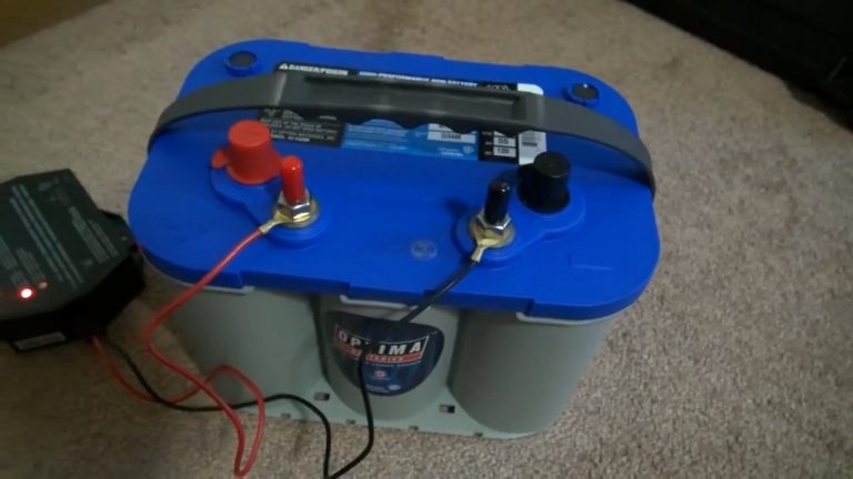 How to build a Large 2000W Portable Solar Power Generator at Home from ...
