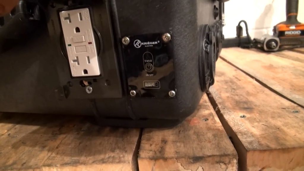 How to build a Large 2000W Portable Solar Power Generator at Home from ...
