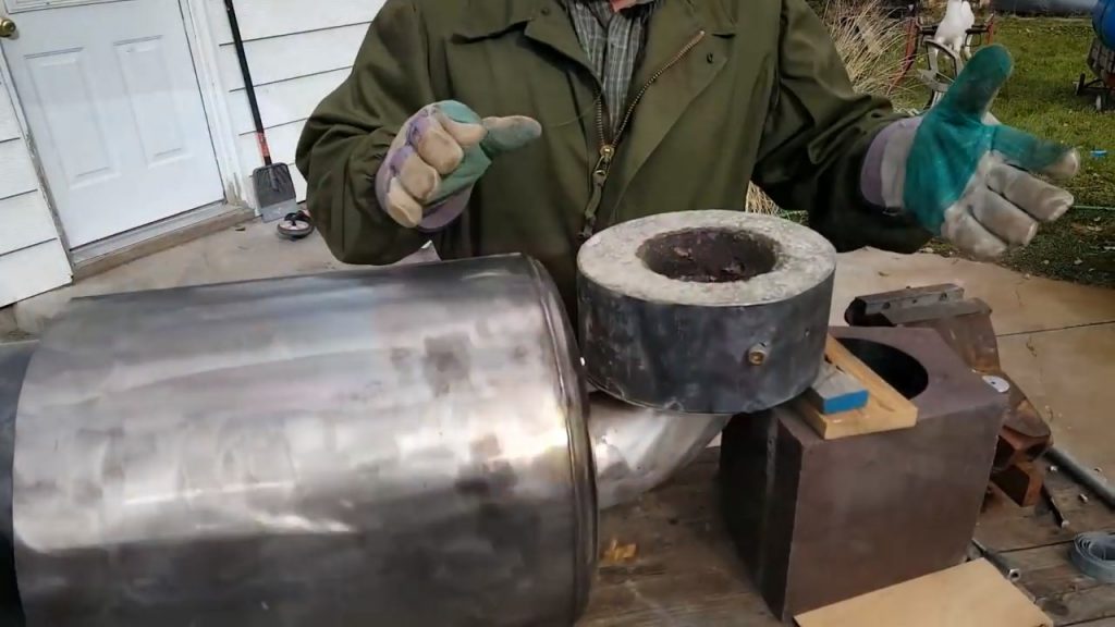 How to build a Super Efficient Portable Rocket Mass Heater from