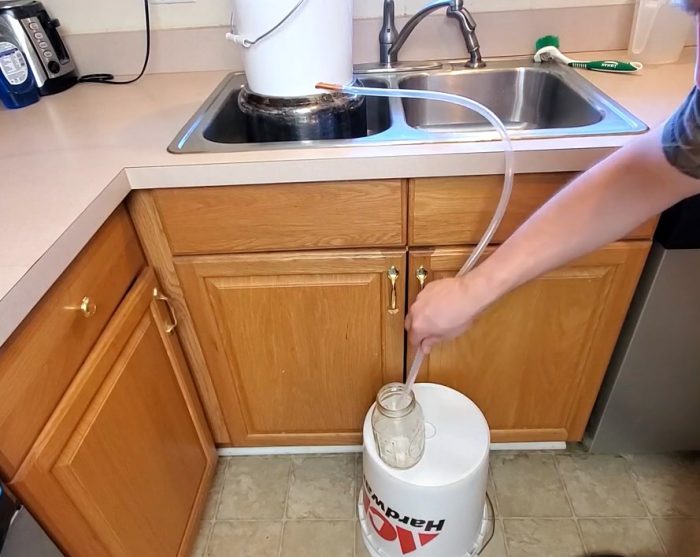 How to build a Simple and Efficient Homemade Water Distiller .Great for