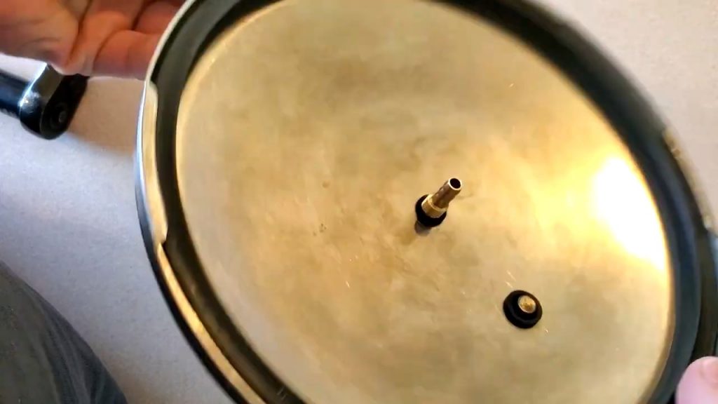 How to build a Simple and Efficient Homemade Water Distiller .Great for