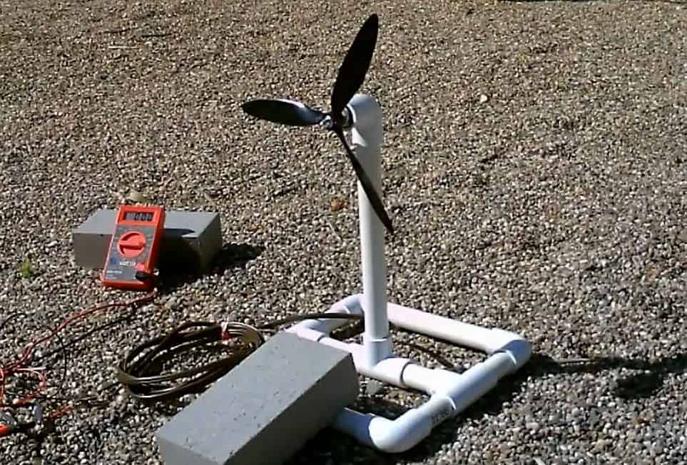 to build a Simple Homemade PVC Wind Turbine Generator with Swivel Top .Produces to run lights, charge