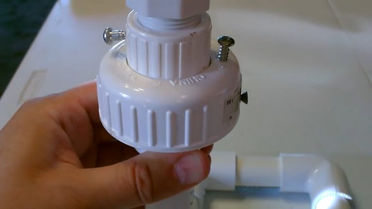 Pvc Form Using Inn Wind Mill How to build a Simple Homemade PVC Wind Turbine Generator with Swivel ...